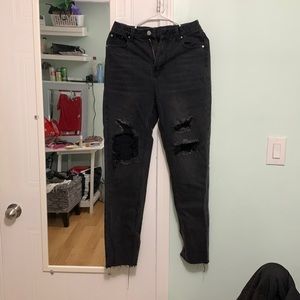 Black ripped mom jeans